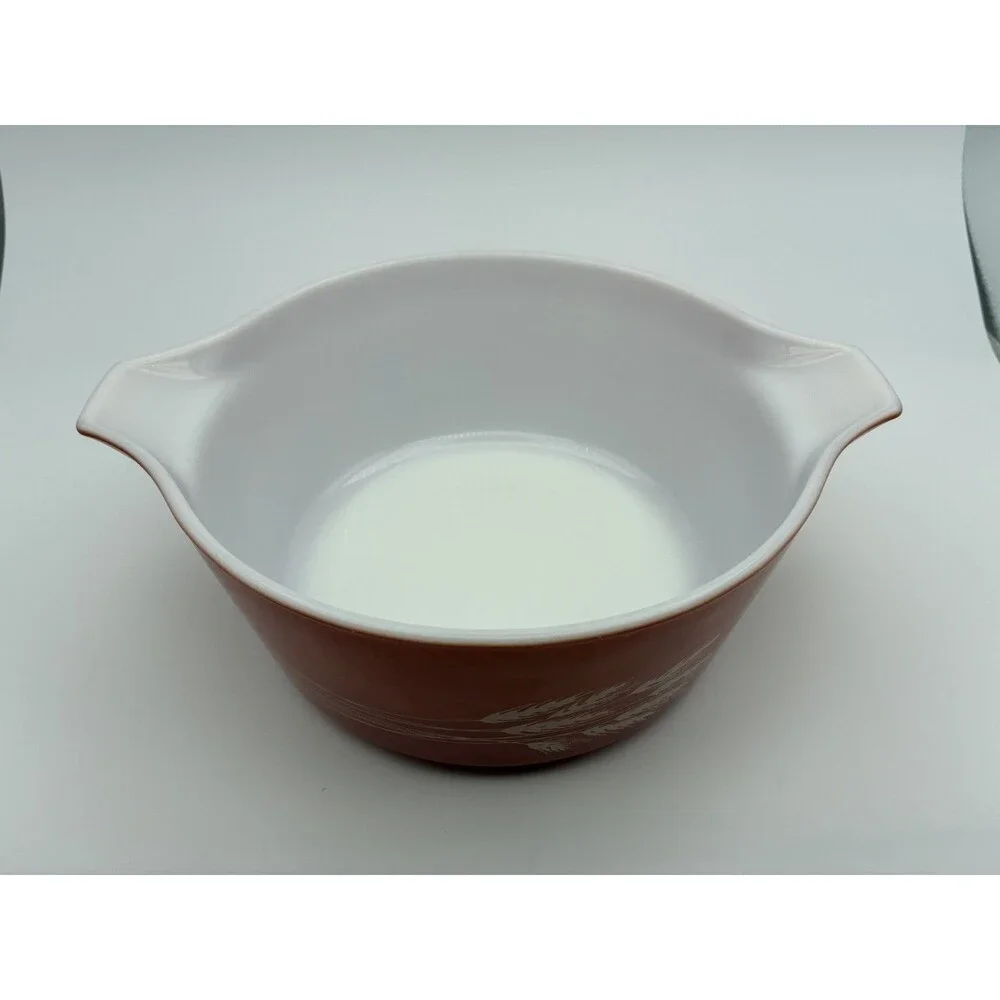 Vintage Pyrex 475-B  Autumn Harvest Wheat Casserole Dish Bowl No Lid 2.5 Qt.